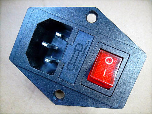 供應(yīng)德國BENDER電源開關(guān)